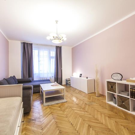 Modern Central Apartment Dlouha Прага Экстерьер фото